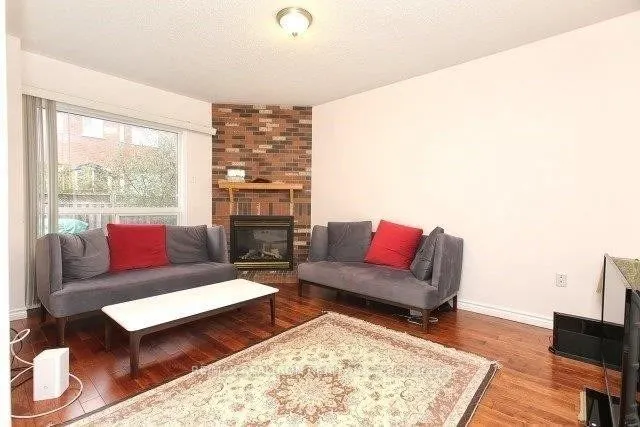 527 Doubletree Lane