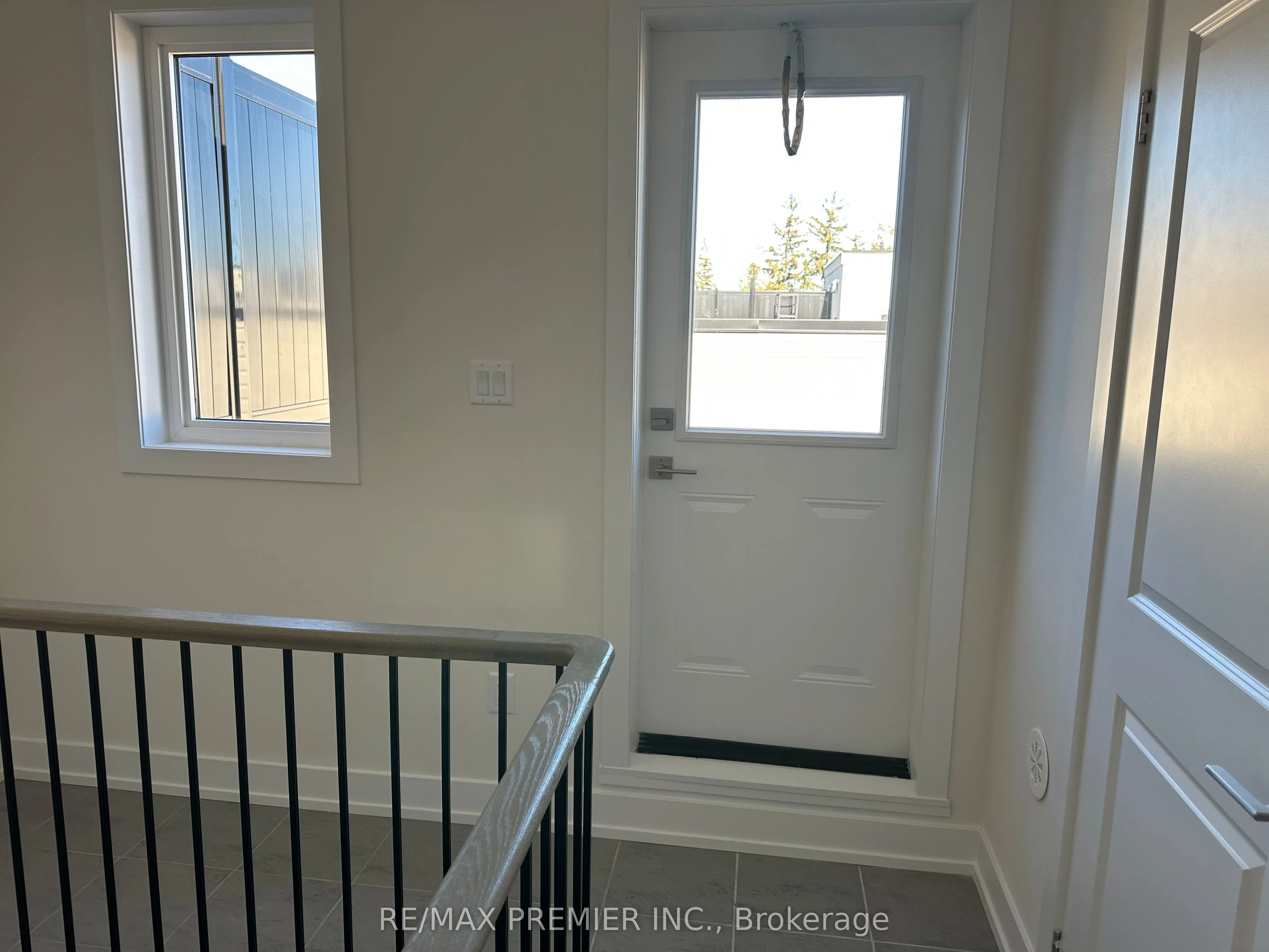 6 Sayers Lane, #6