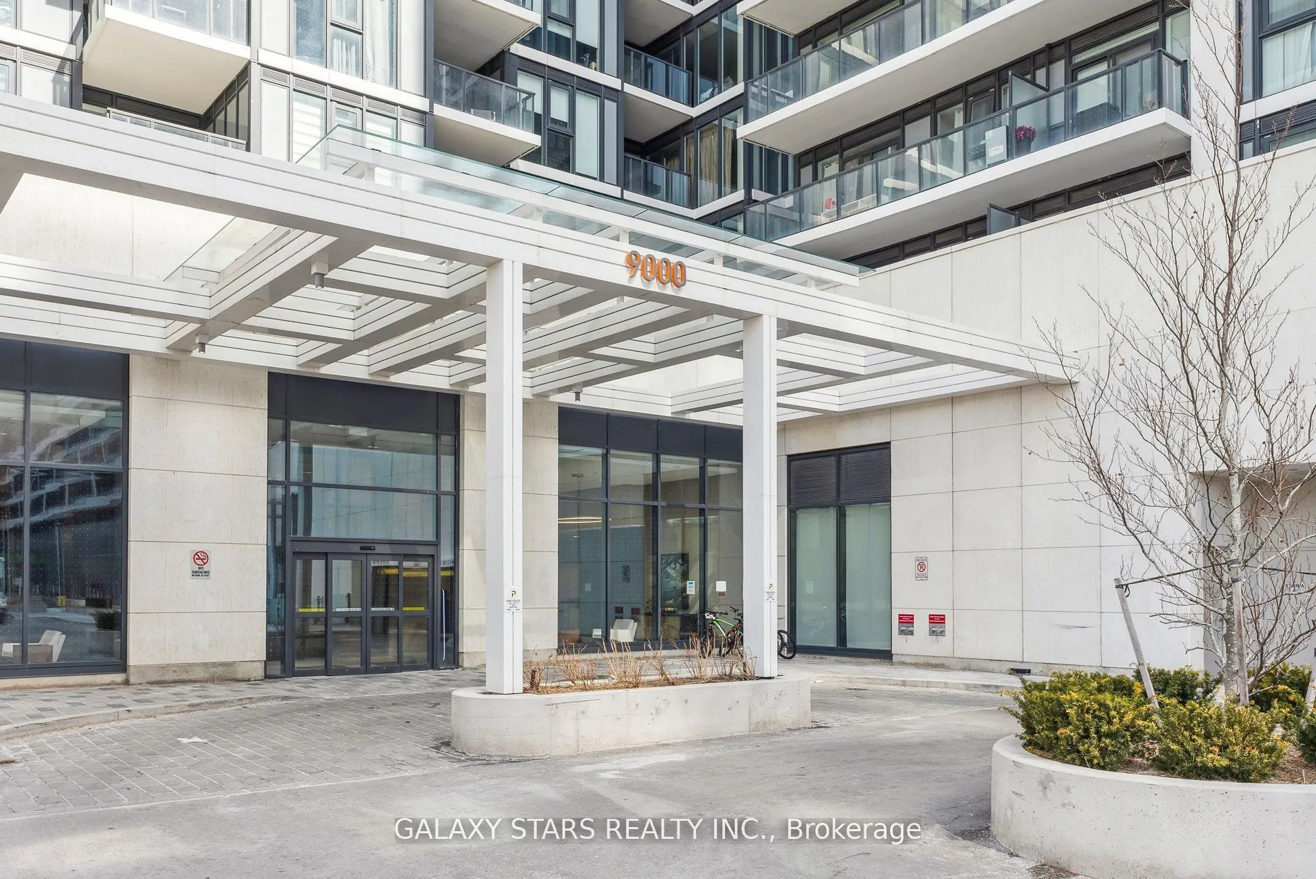 9000 Jane Street, #2425