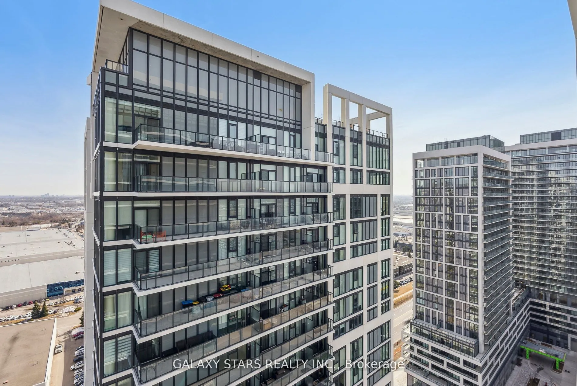 9000 Jane Street, #2425