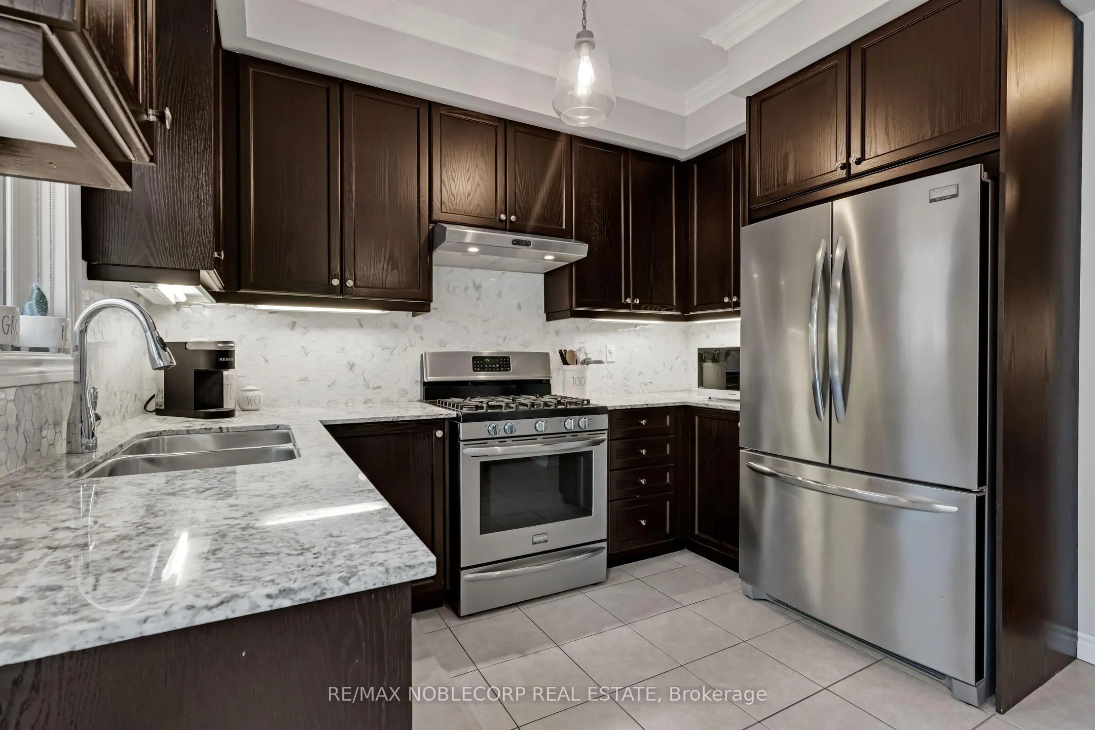 10 Porter Avenue W, #45