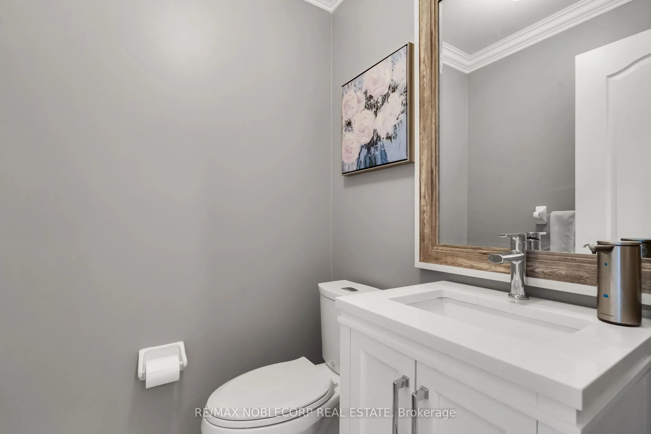 10 Porter Avenue W, #45