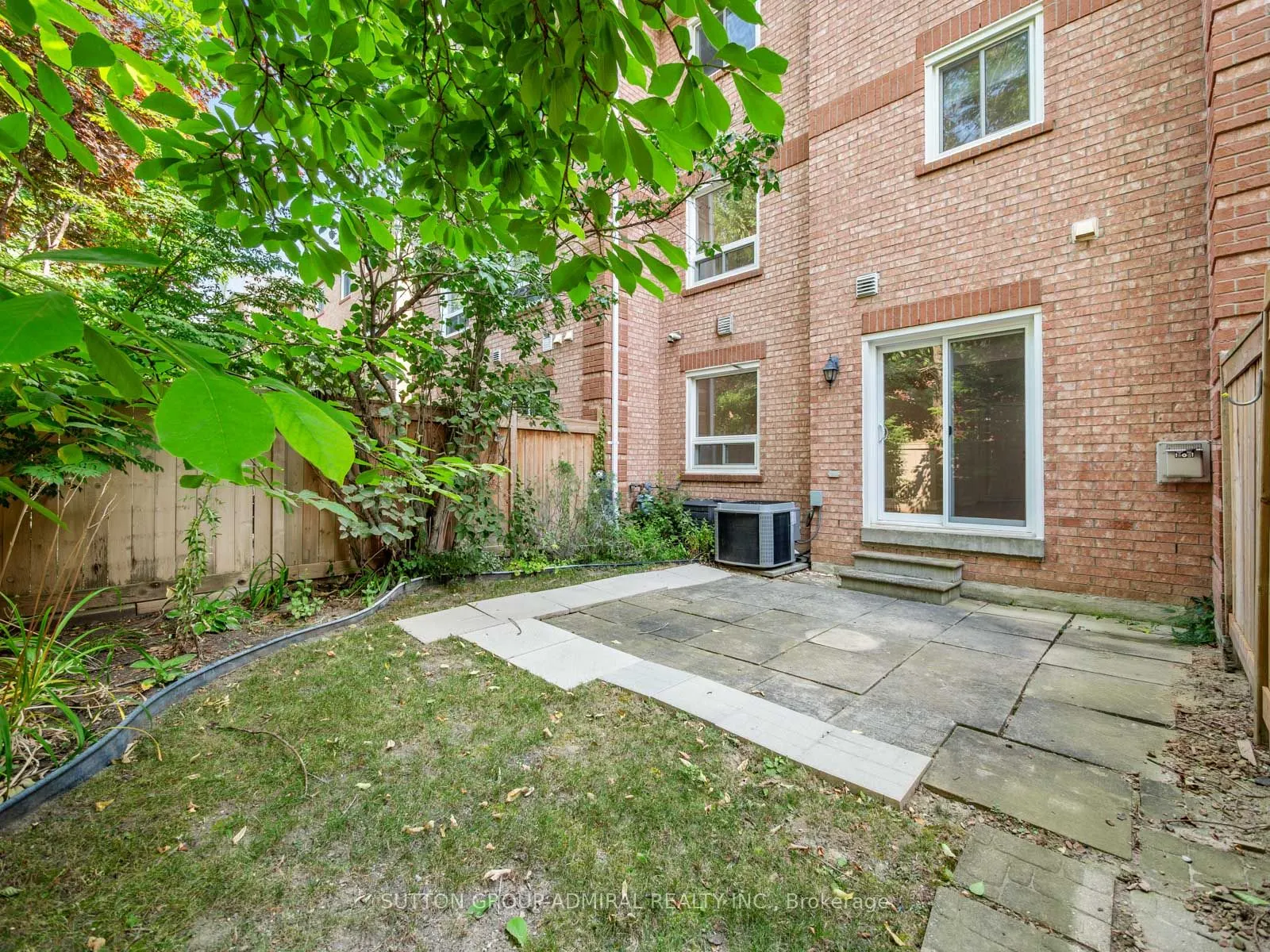 12 Tova Place, #61