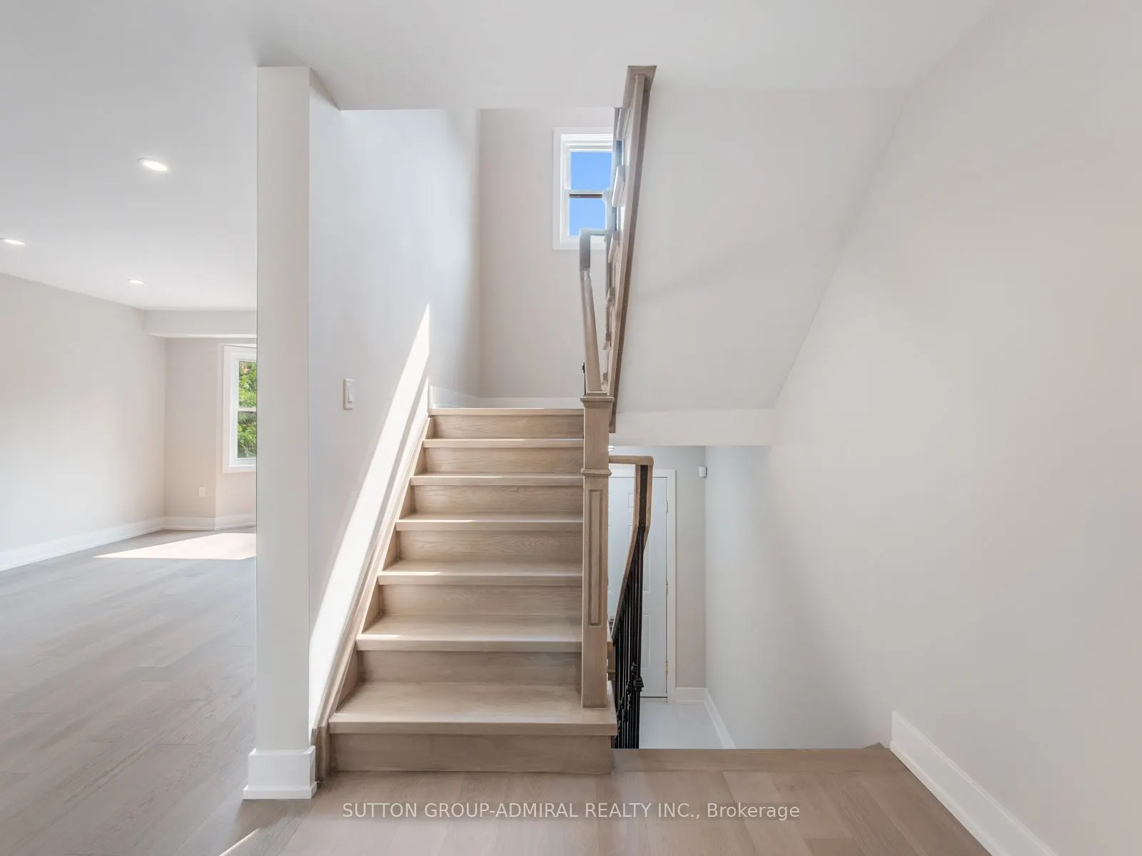 12 Tova Place, #61