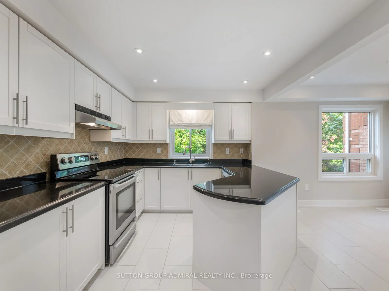 12 Tova Place, #61