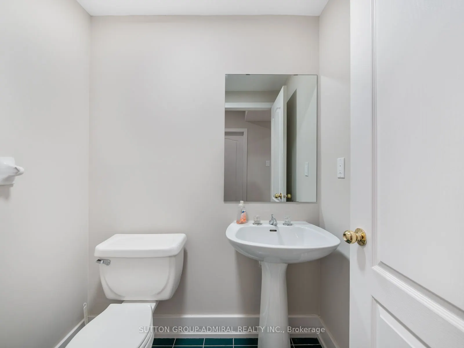 12 Tova Place, #61