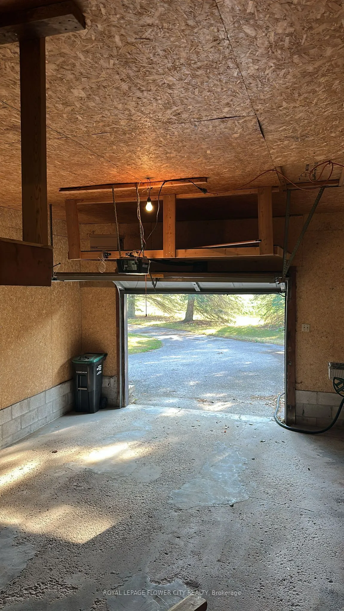 7076 5th side Road N