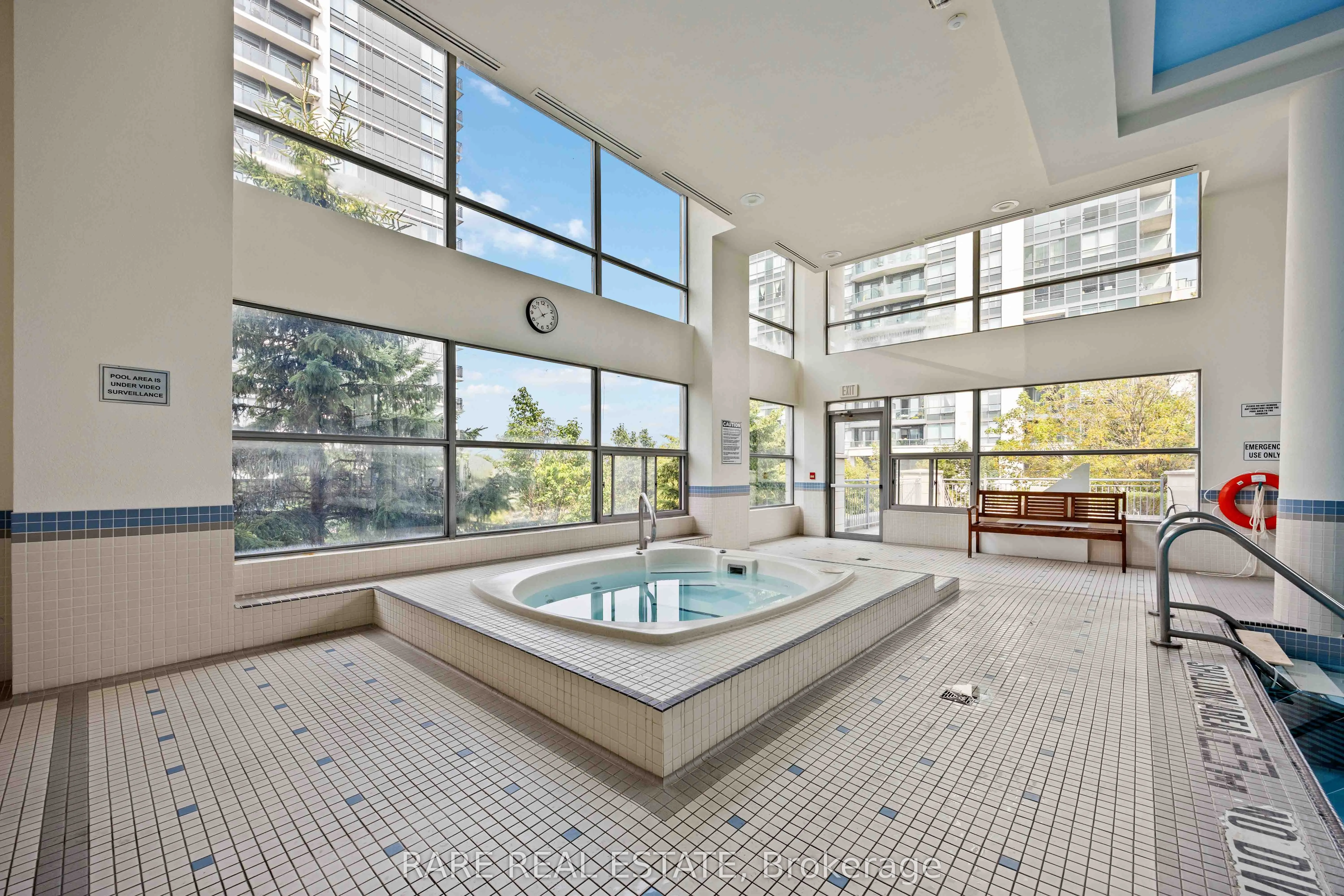 50 Disera Drive, #106