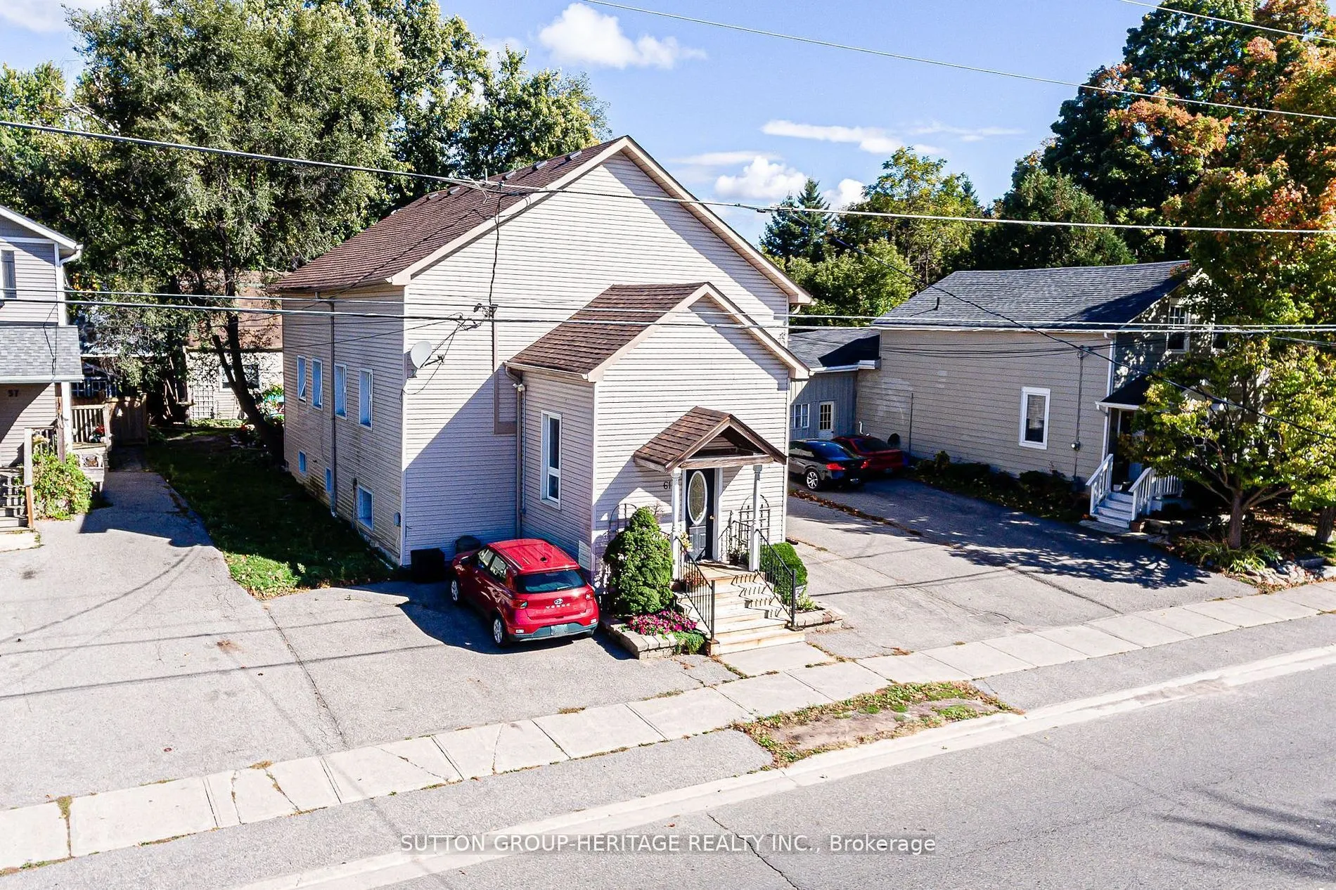 61 Main Street S