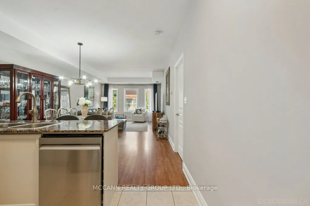 9901 Keele Street, #101