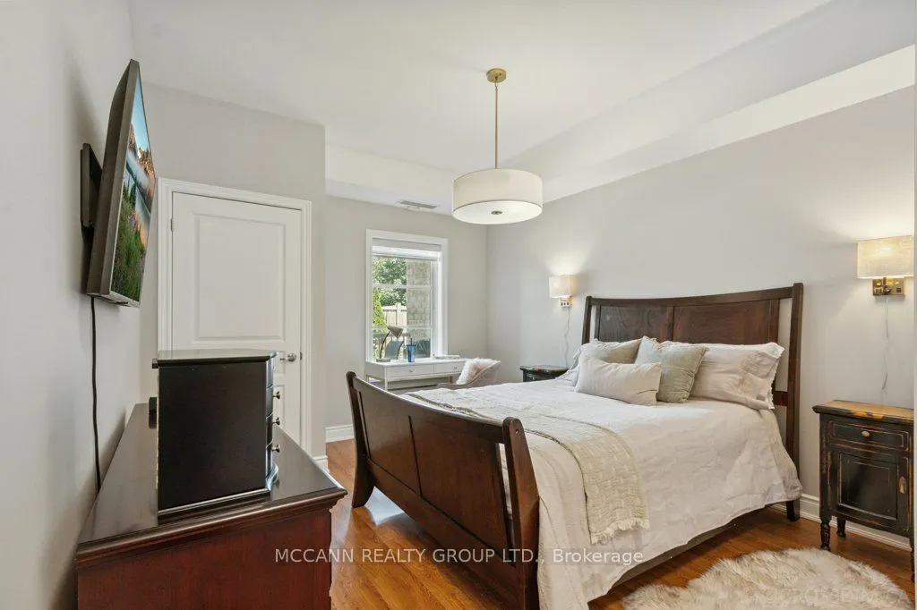 9901 Keele Street, #101