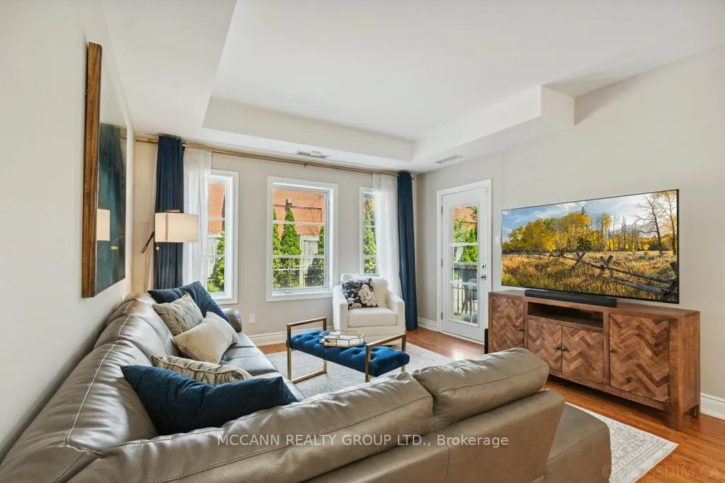 9901 Keele Street, #101