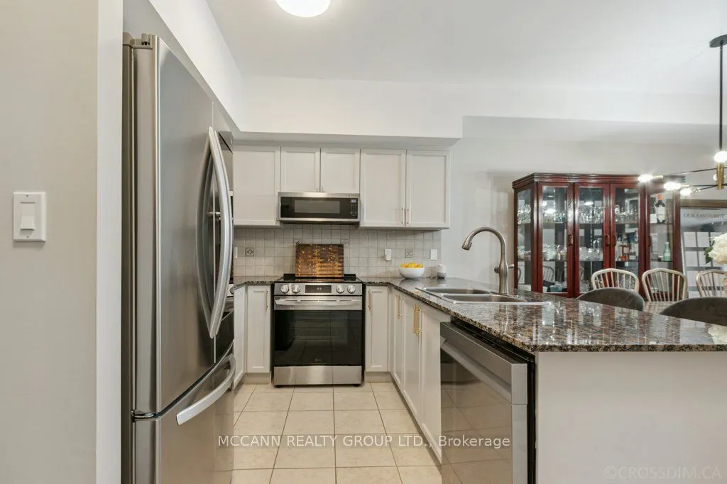 9901 Keele Street, #101