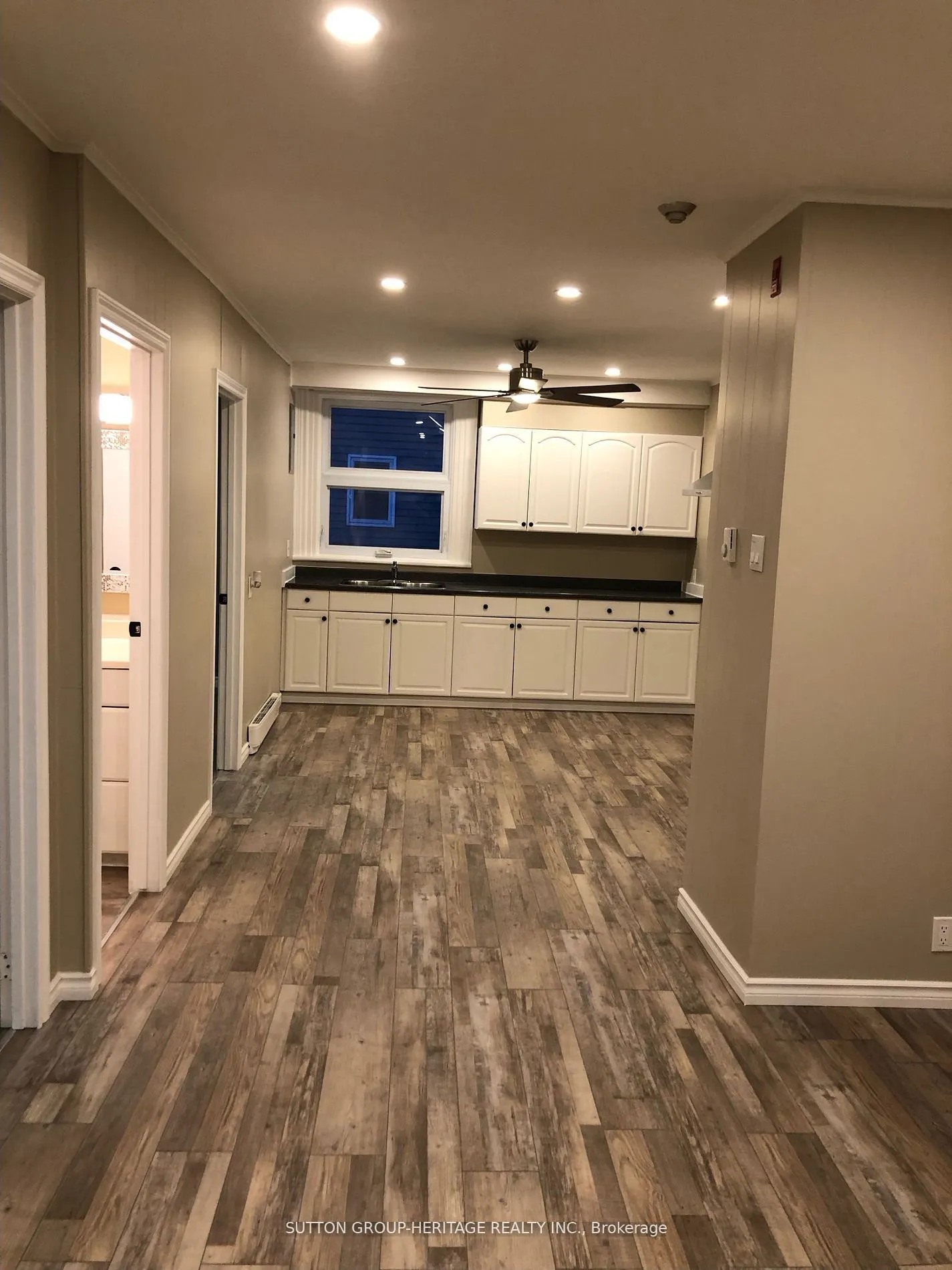 61 Main Street S