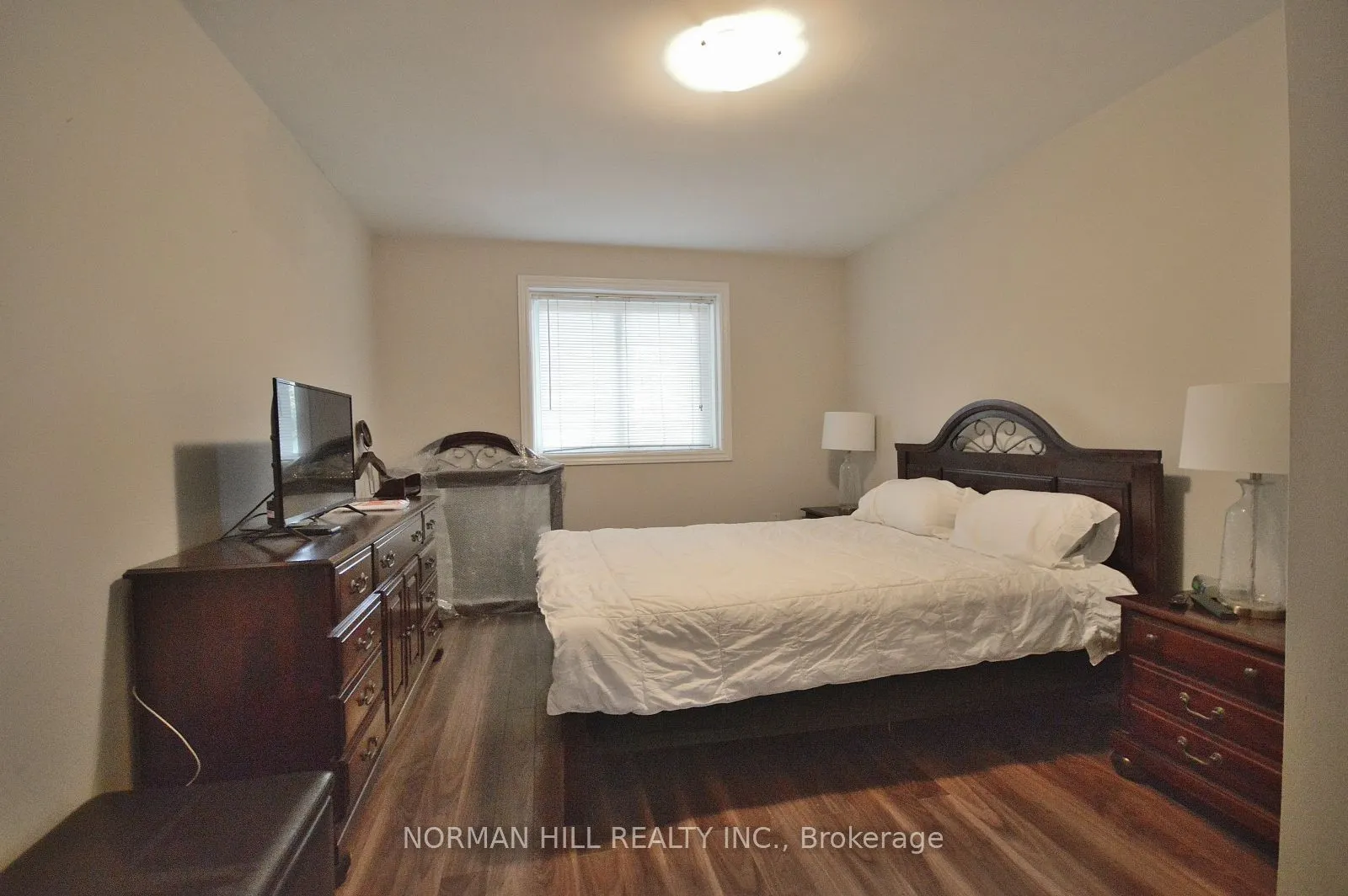 41 Newbury Drive, #Main Floor
