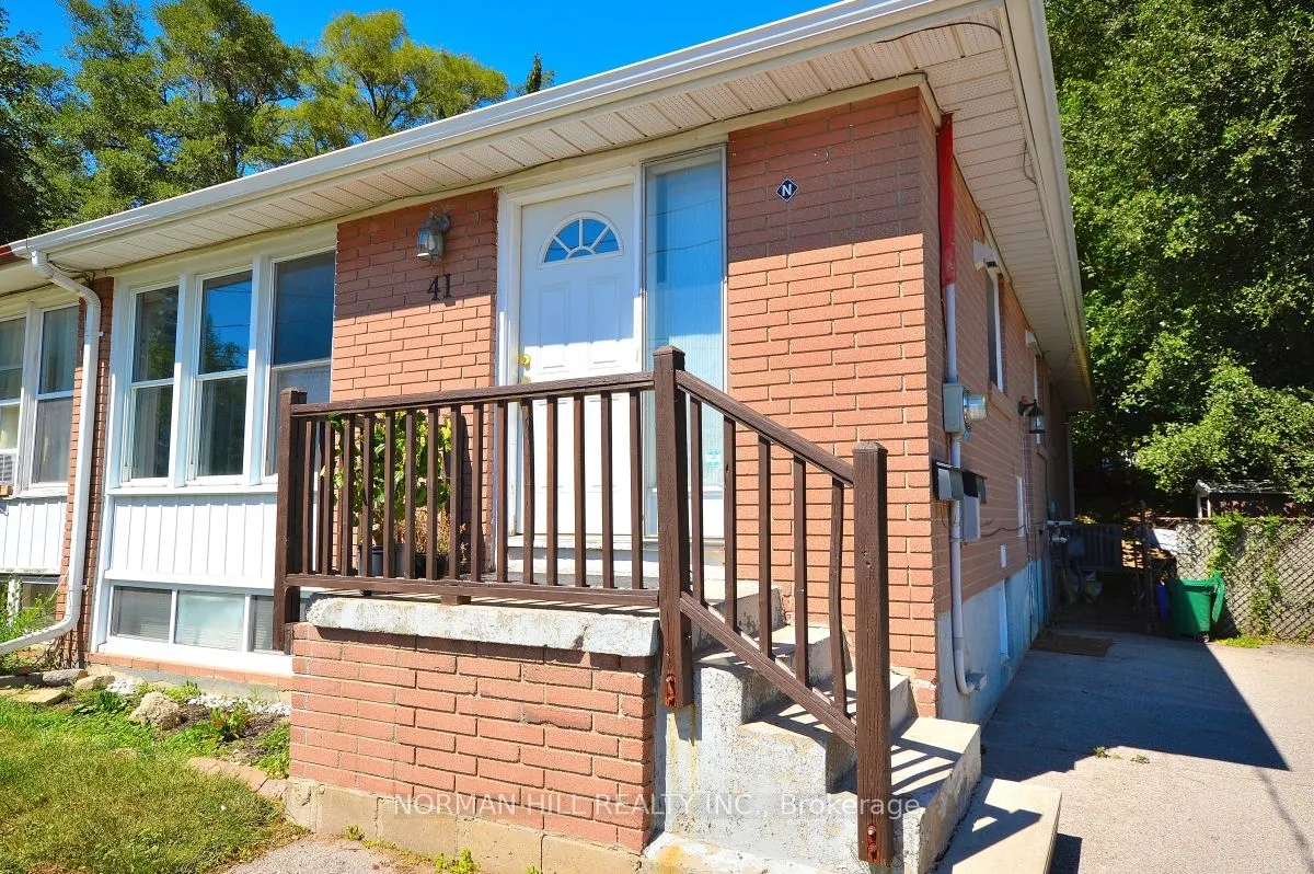 41 Newbury Drive, #Main Floor