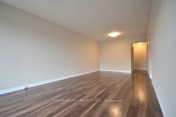 41 Newbury Drive, #Main Floor