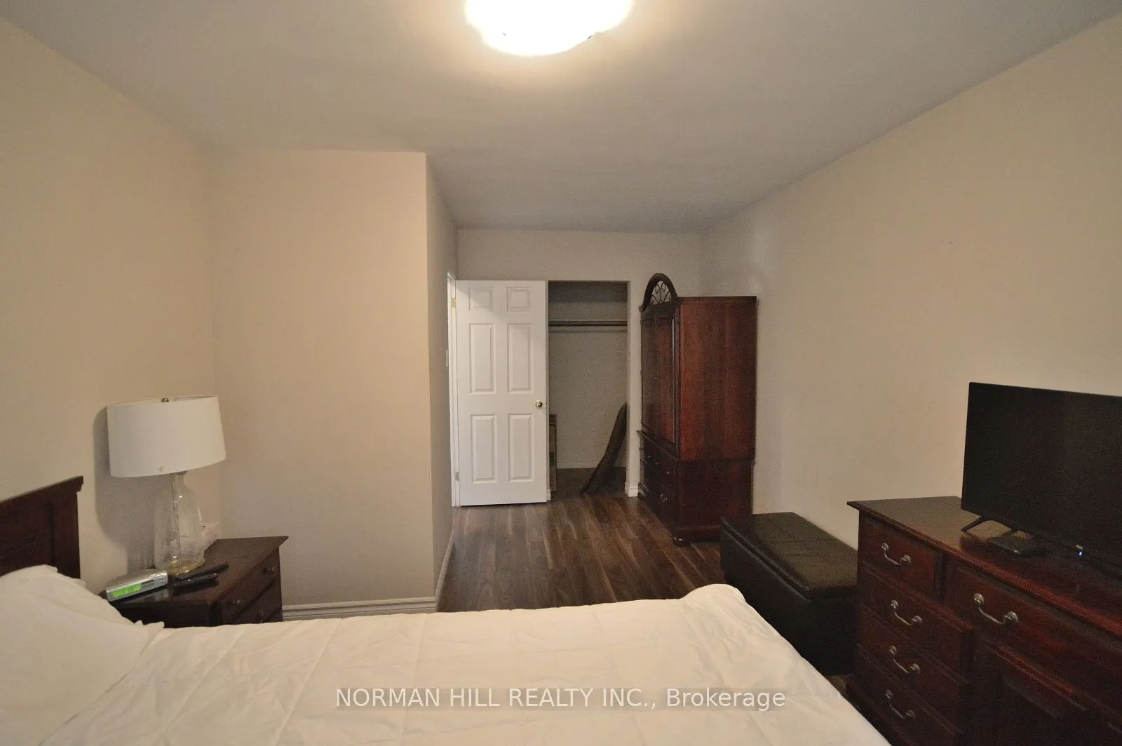 41 Newbury Drive, #Main Floor