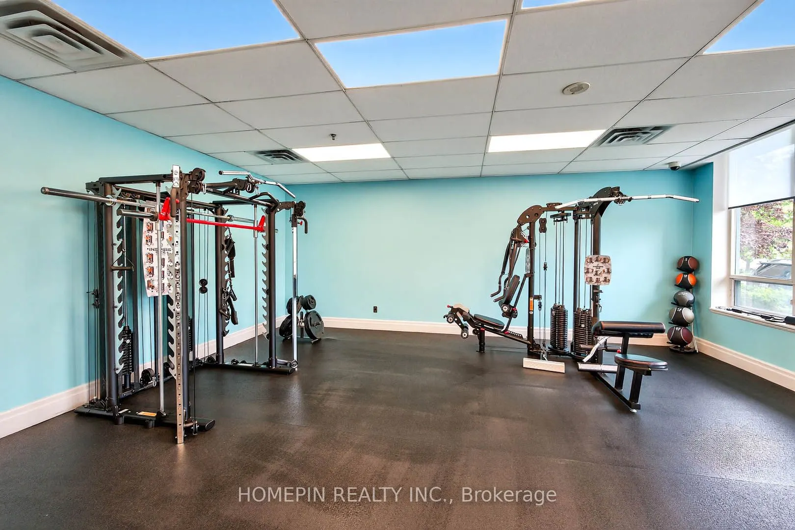 39 Oneida Crescent, #1103