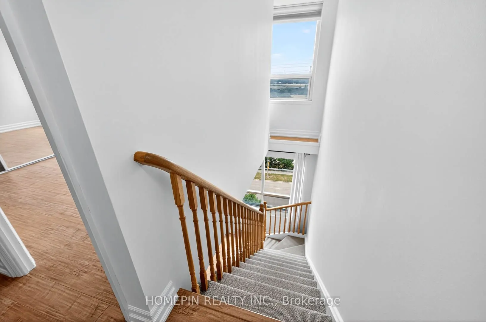 39 Oneida Crescent, #1103