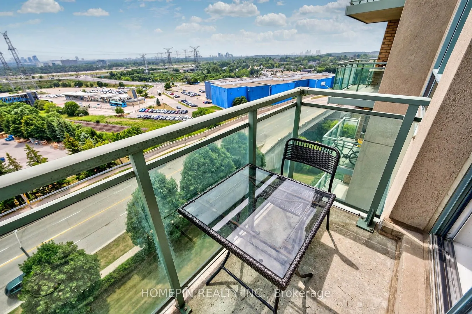 39 Oneida Crescent, #1103