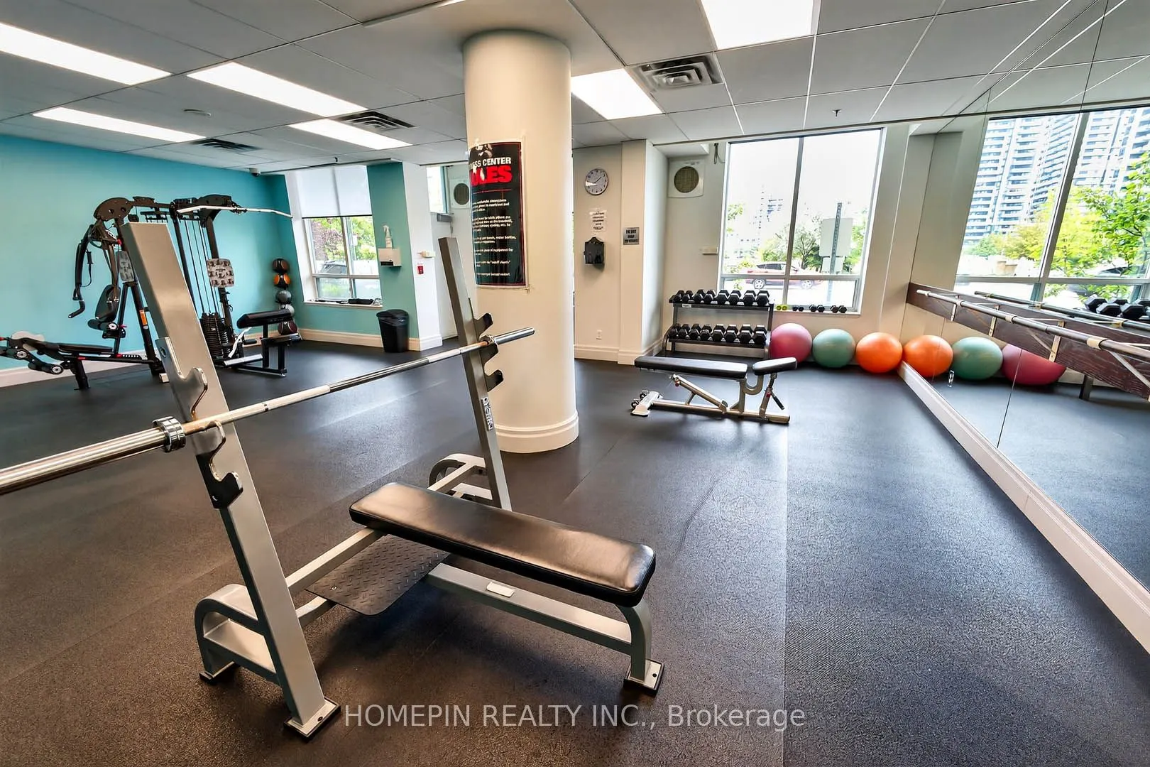 39 Oneida Crescent, #1103