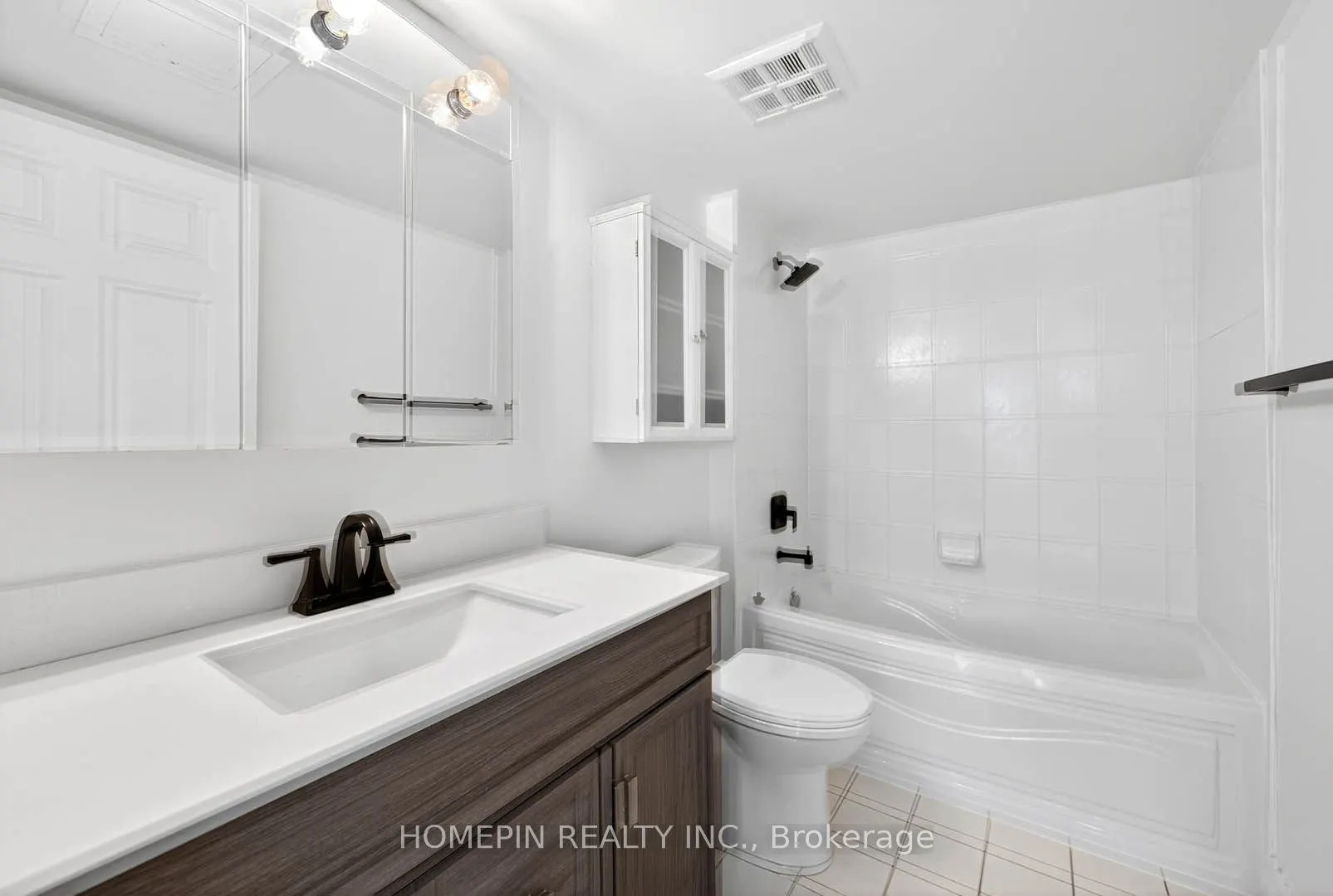 39 Oneida Crescent, #1103