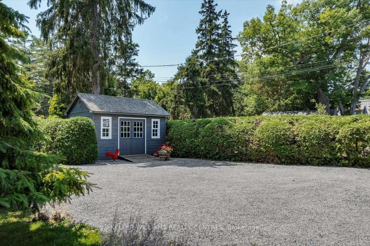 30 Hedge Road