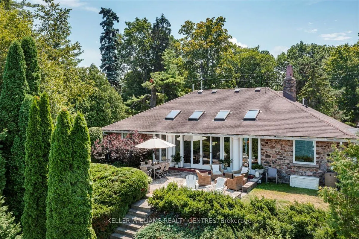 30 Hedge Road