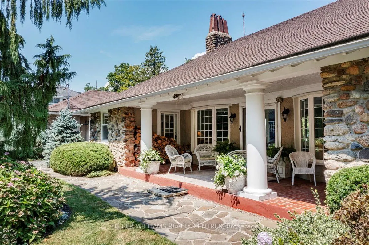 30 Hedge Road