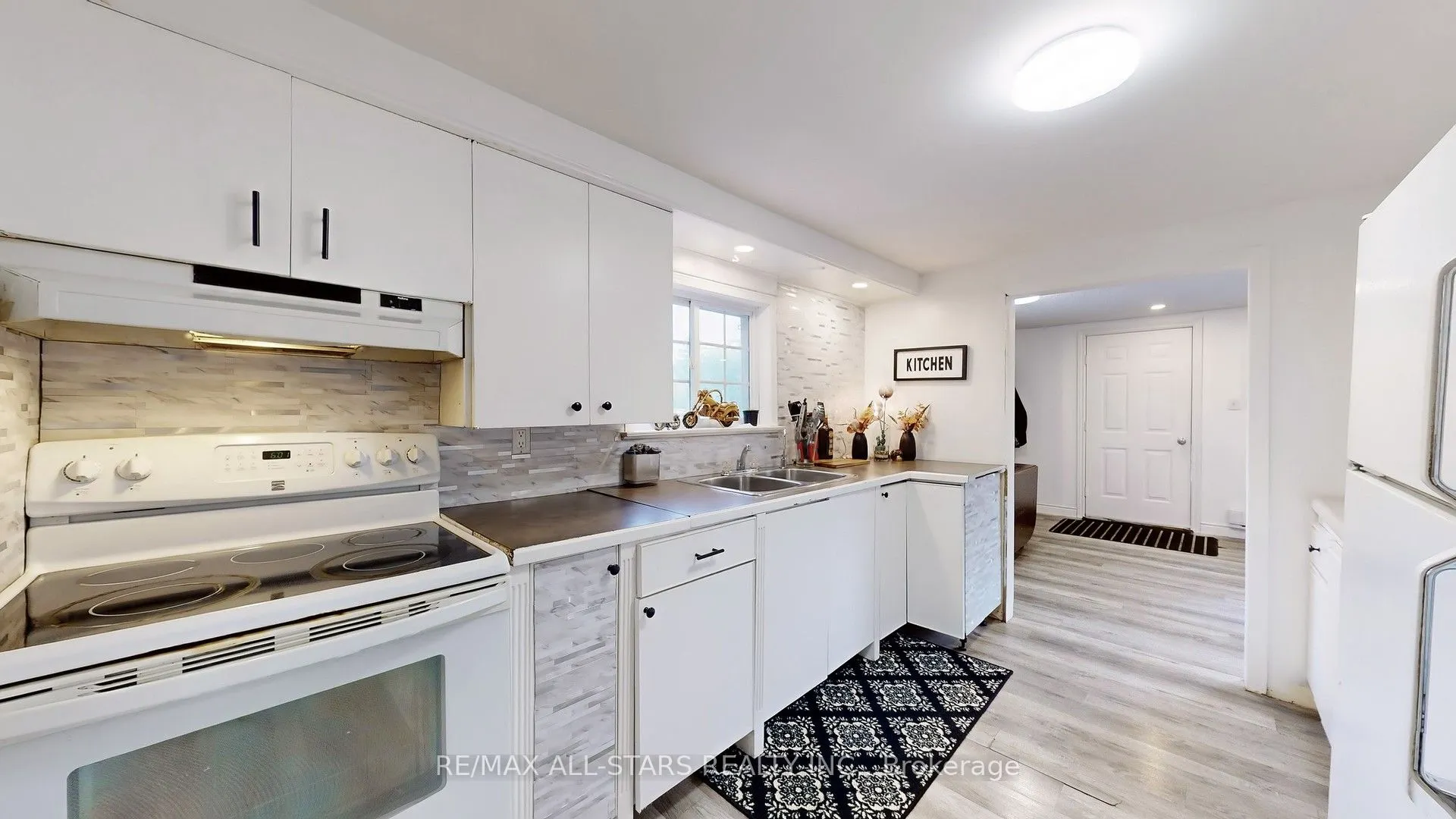 23495 Lake Ridge Road