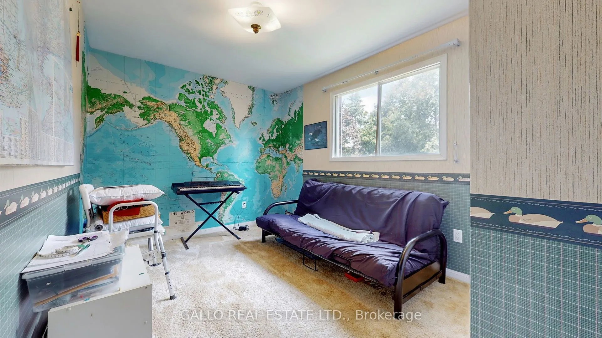 5 Thornbay Drive