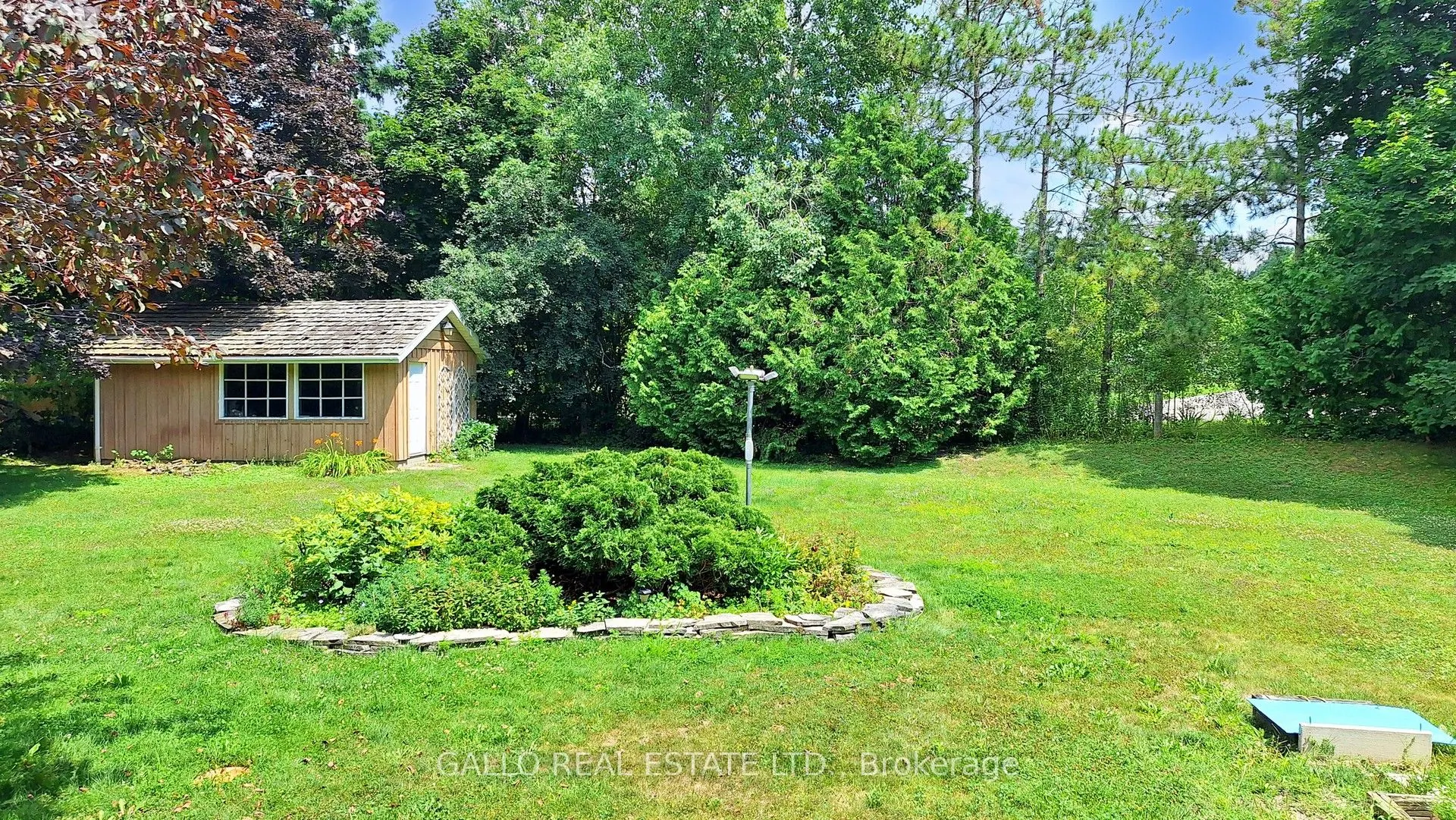 5 Thornbay Drive