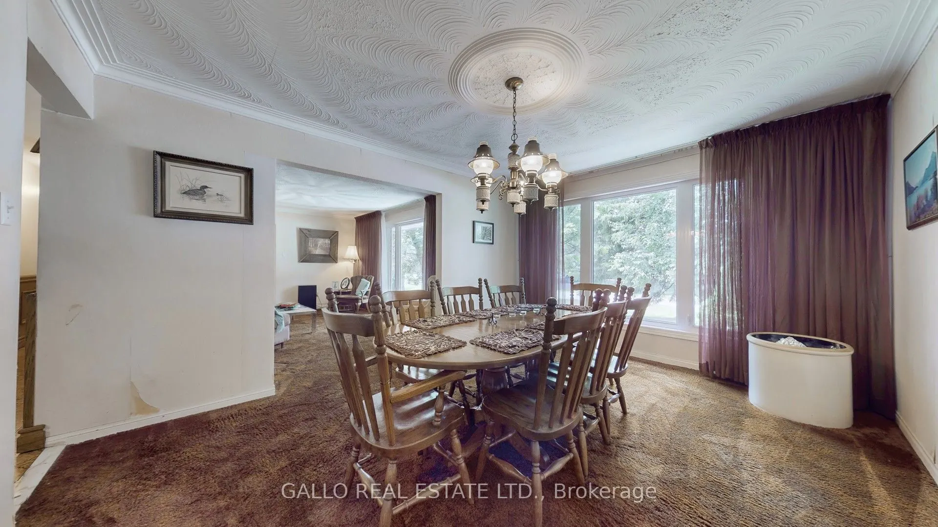 5 Thornbay Drive