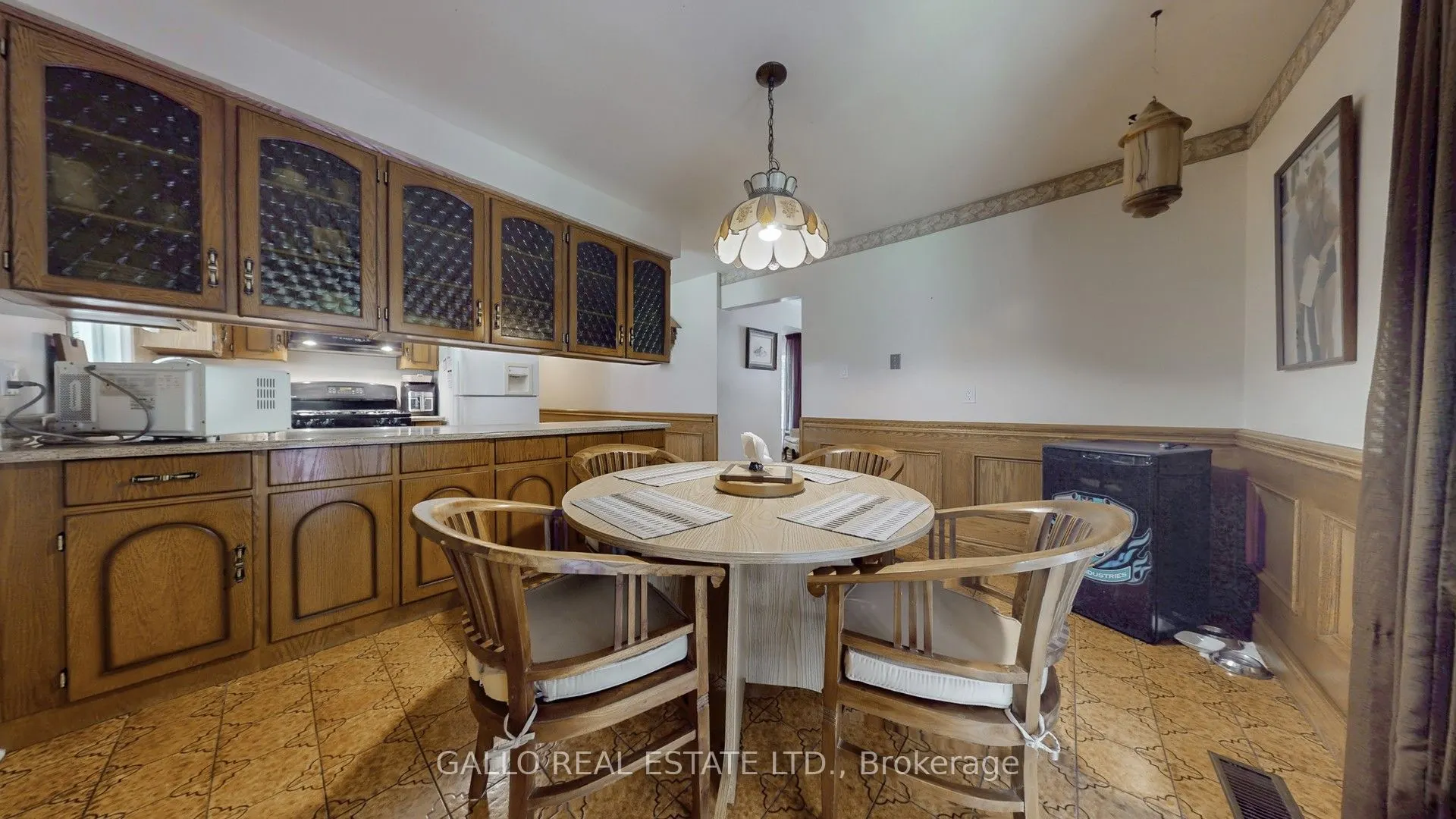 5 Thornbay Drive