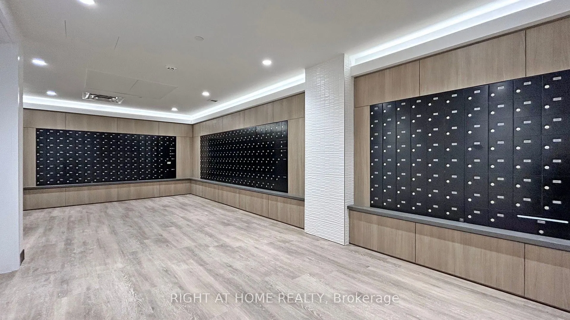 7950 Bathurst Street, #2512