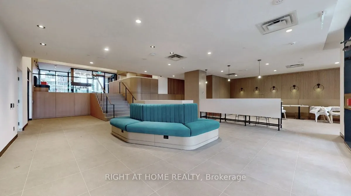 7950 Bathurst Street, #2512
