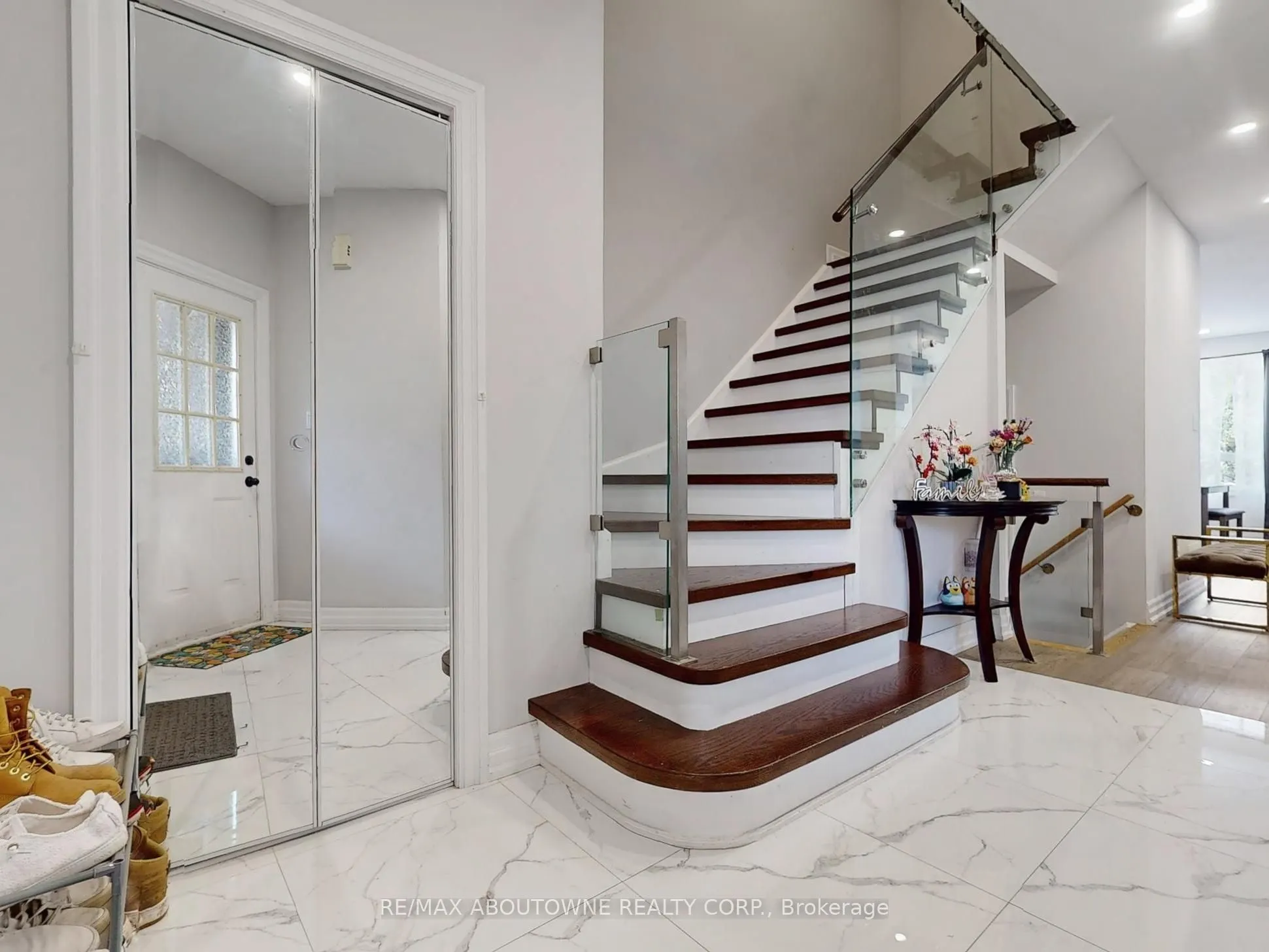 44 Craddock Street