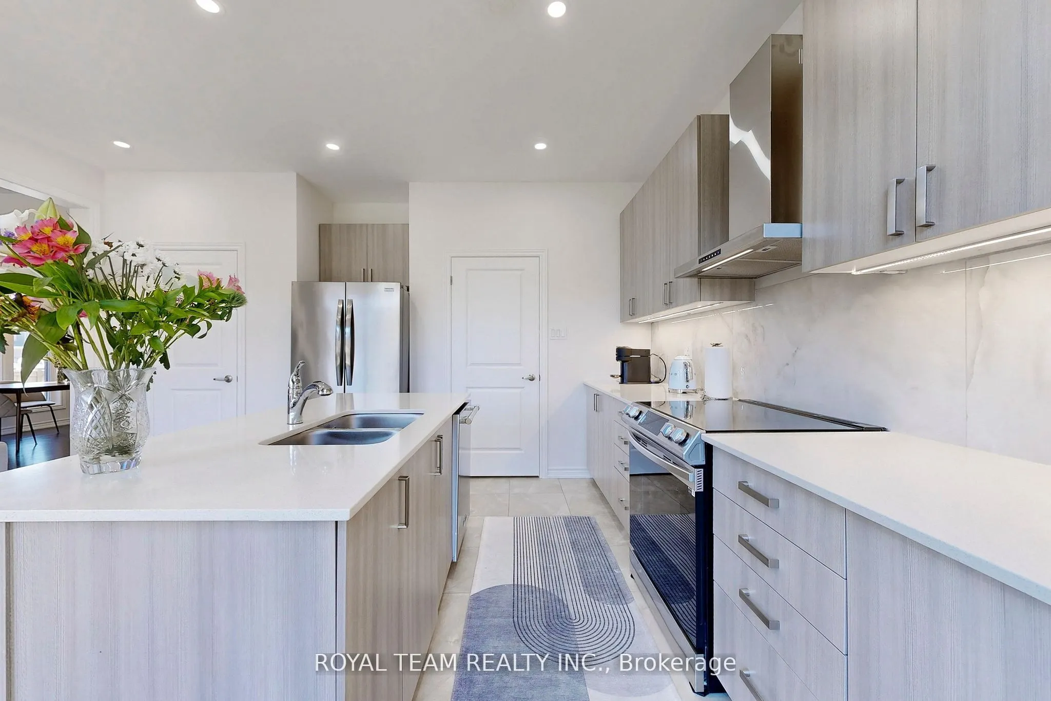 46 Ainslie Hill Crescent