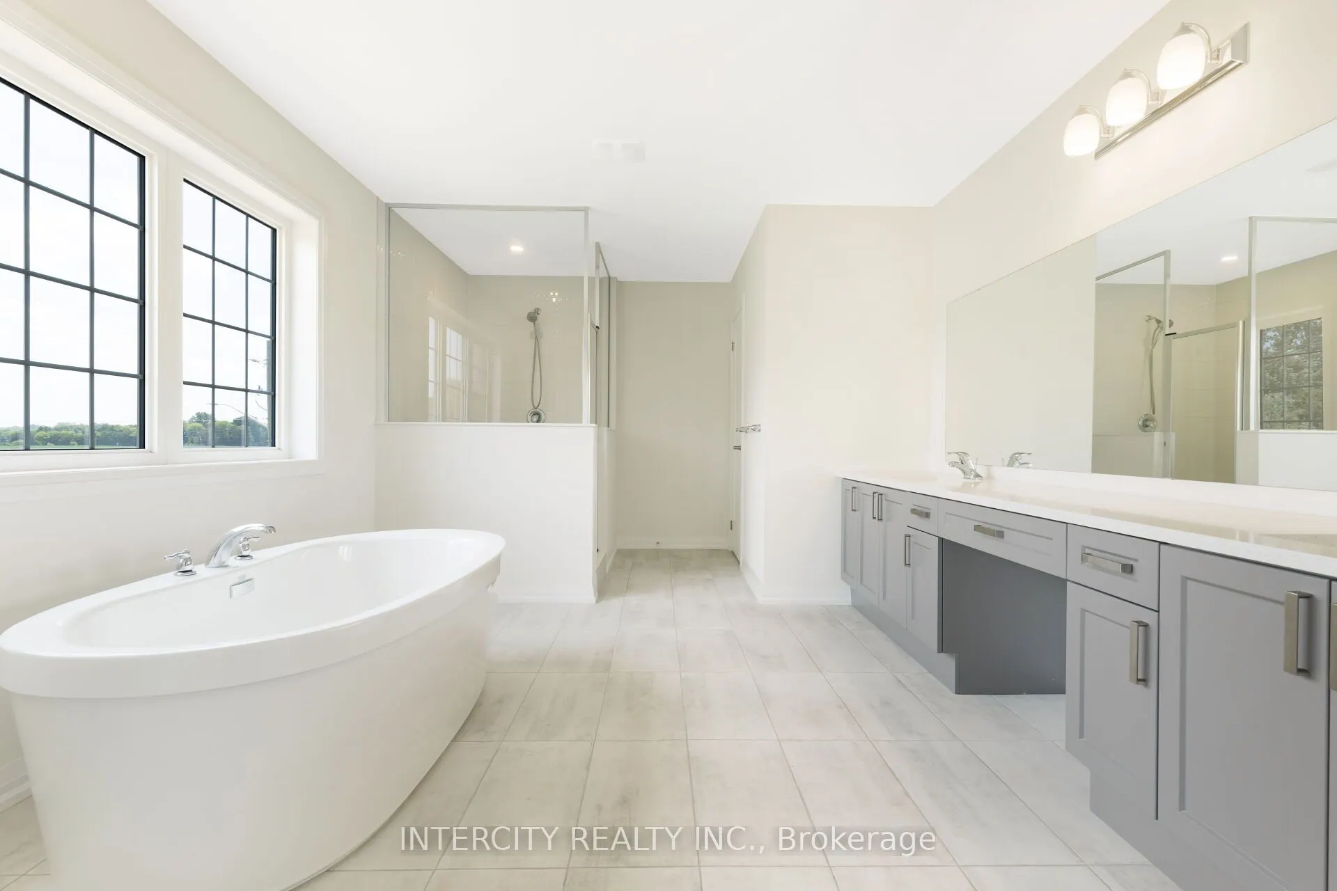 5 Hummingbird Grove