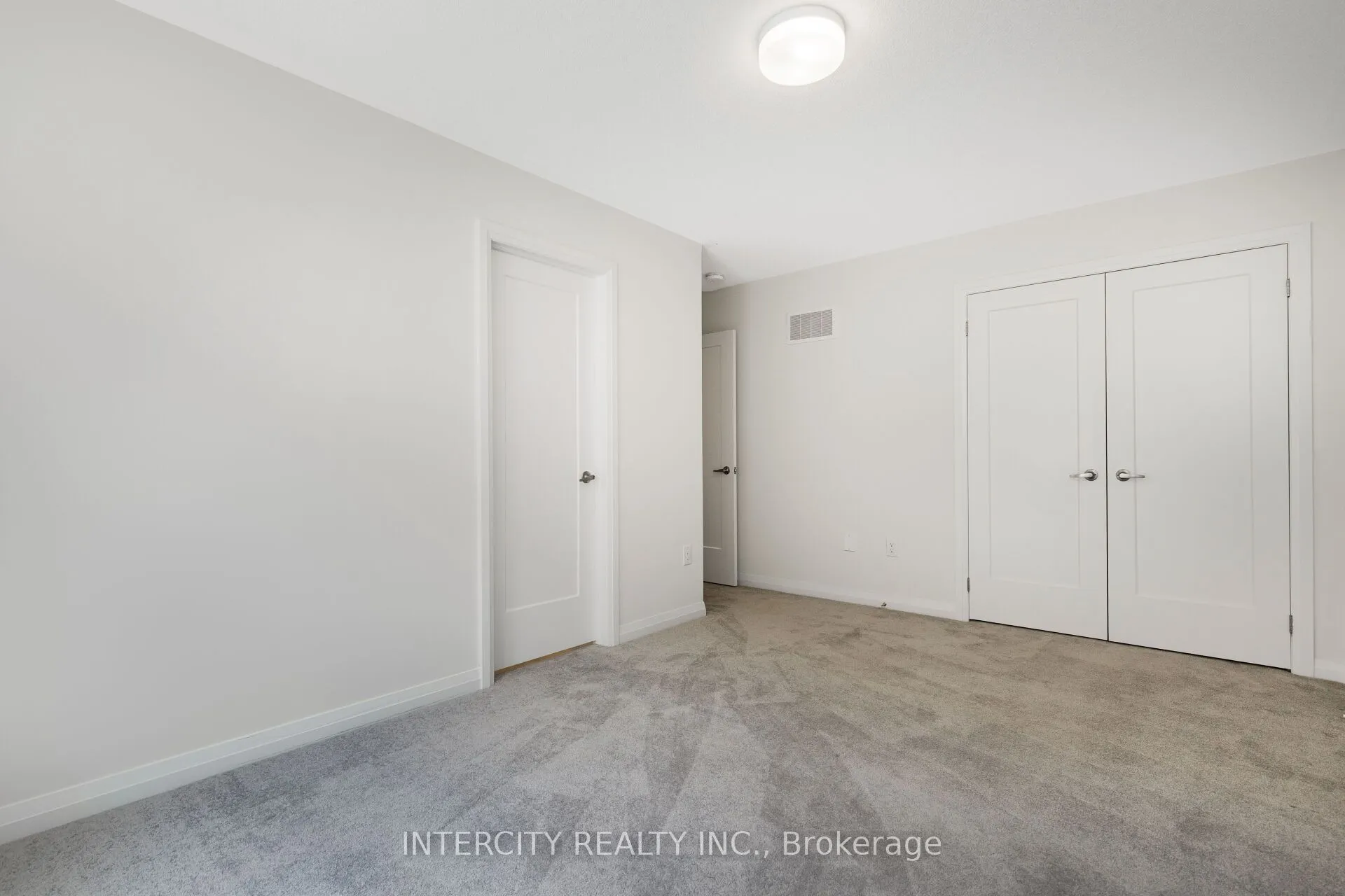 5 Hummingbird Grove