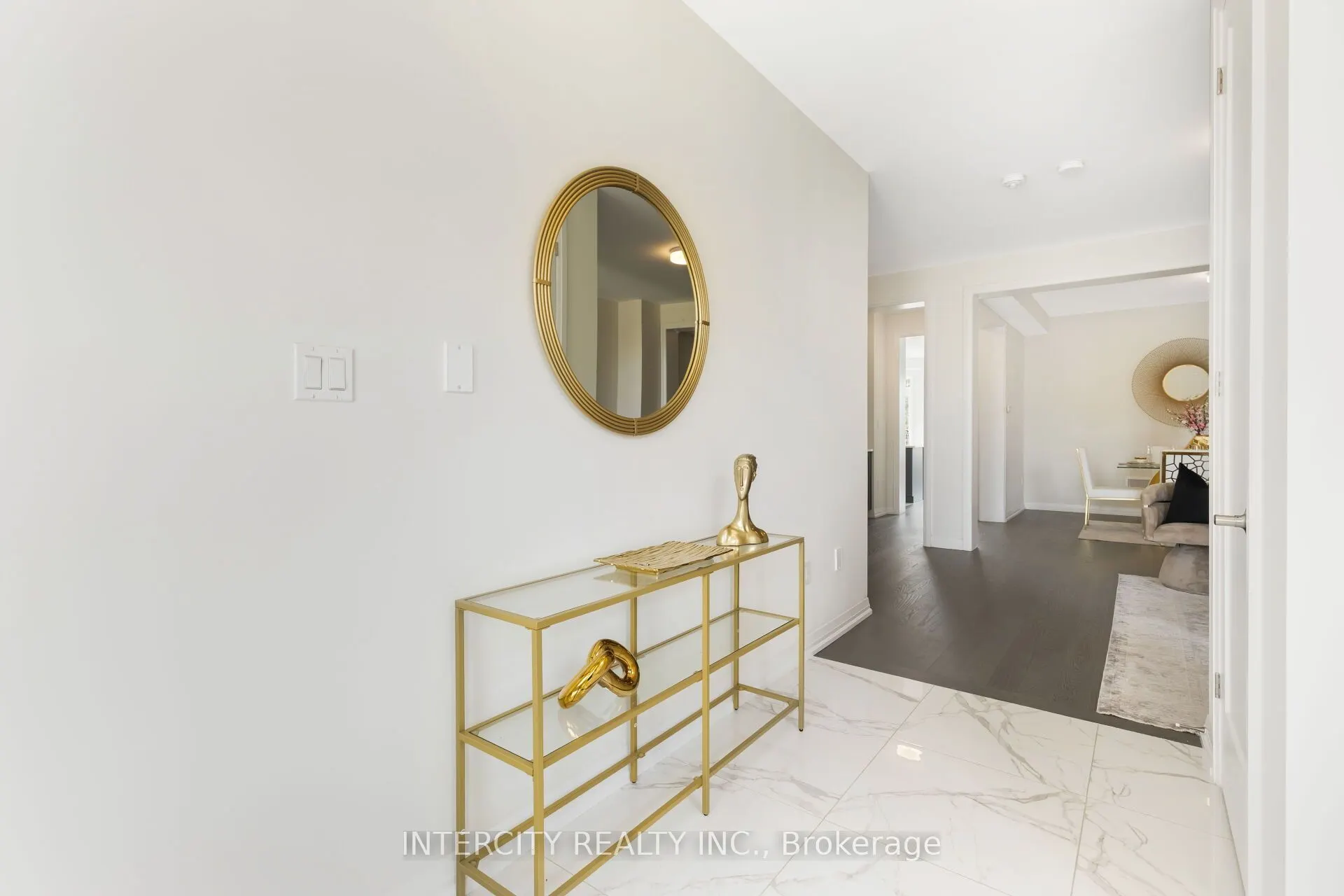 5 Hummingbird Grove