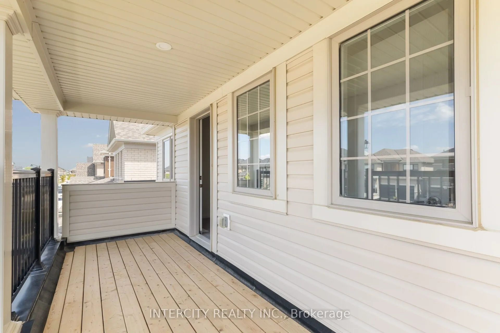 5 Hummingbird Grove