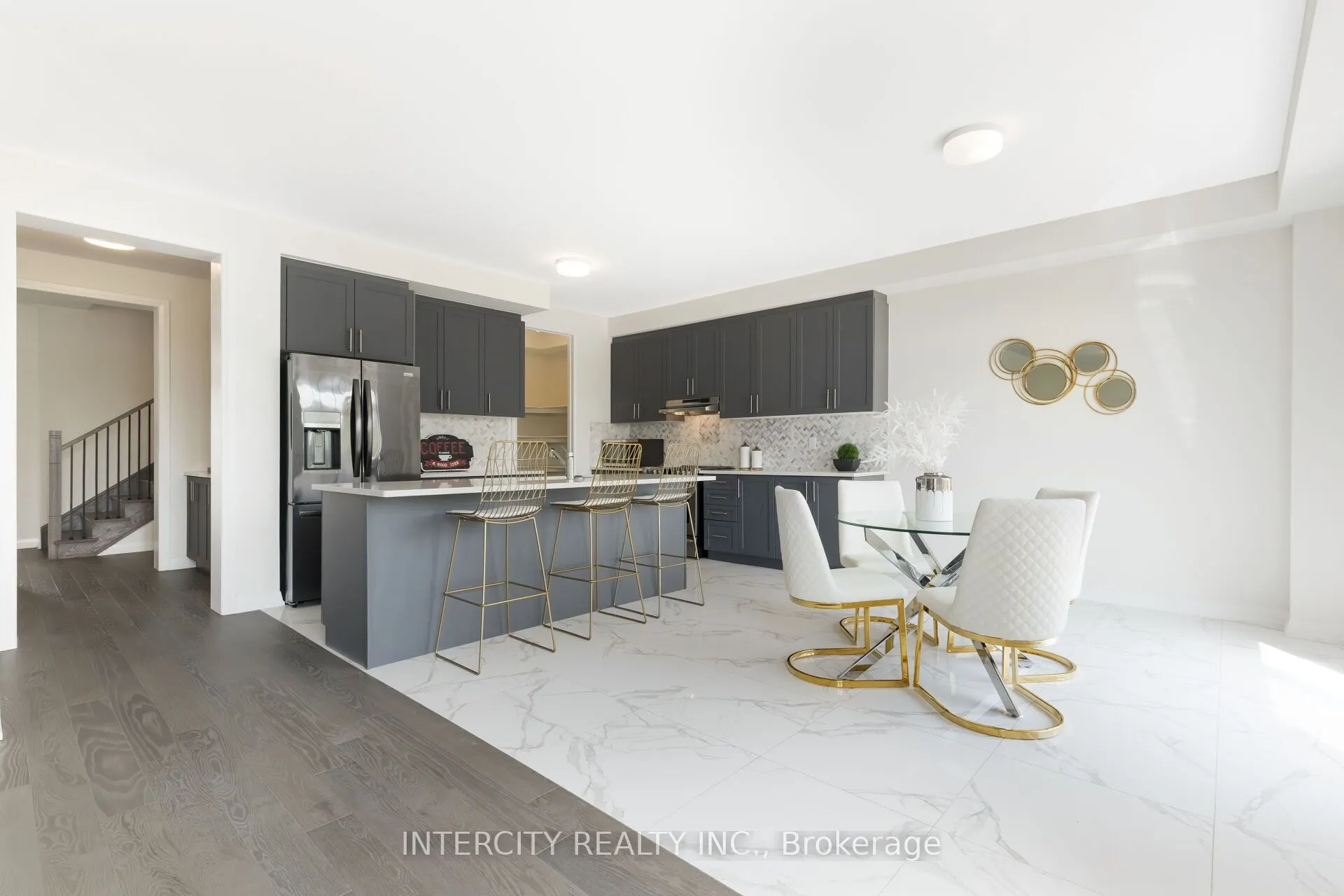 5 Hummingbird Grove