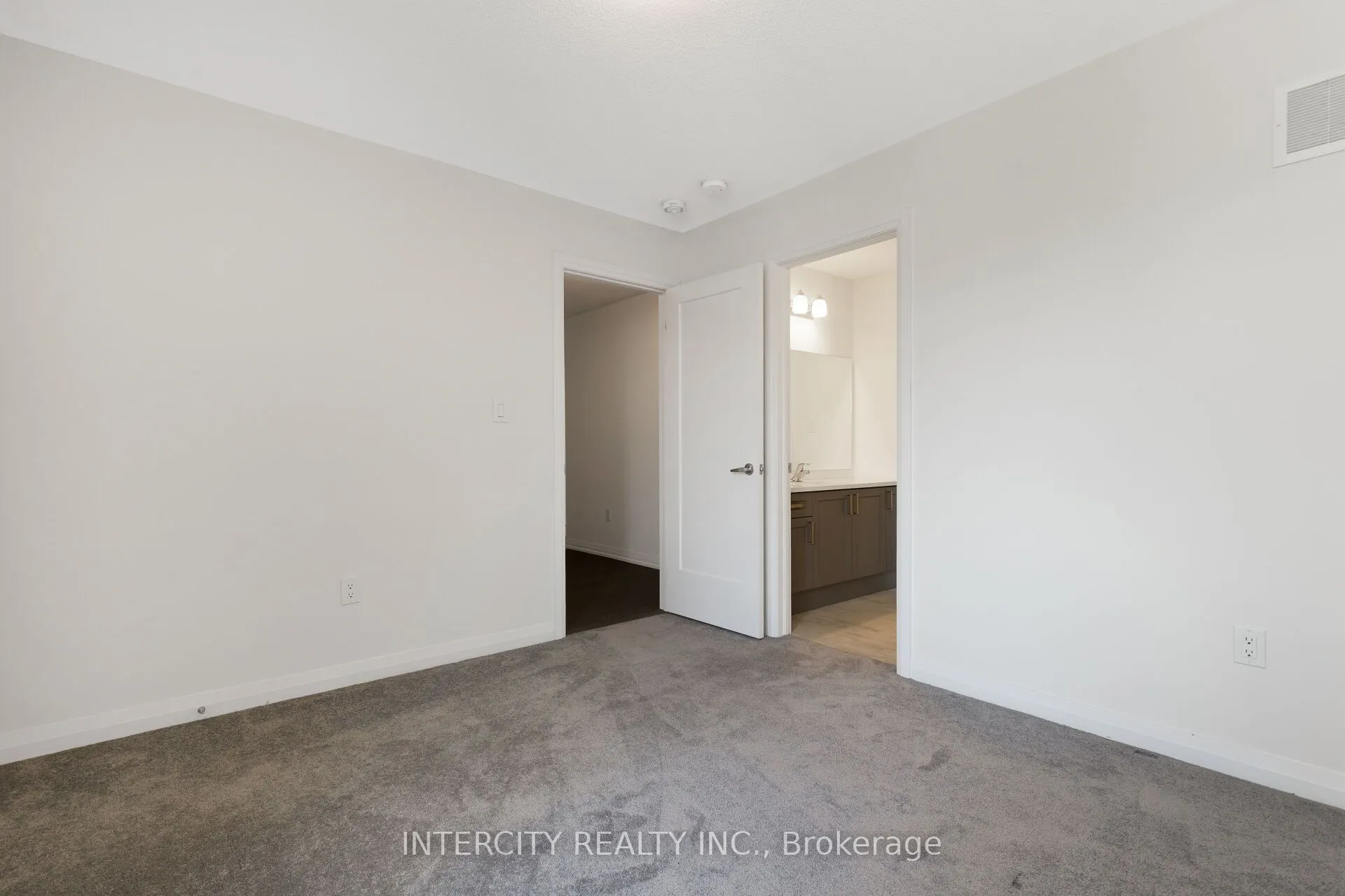 5 Hummingbird Grove