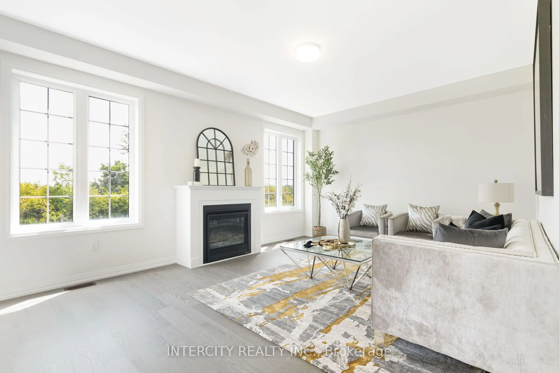 5 Hummingbird Grove