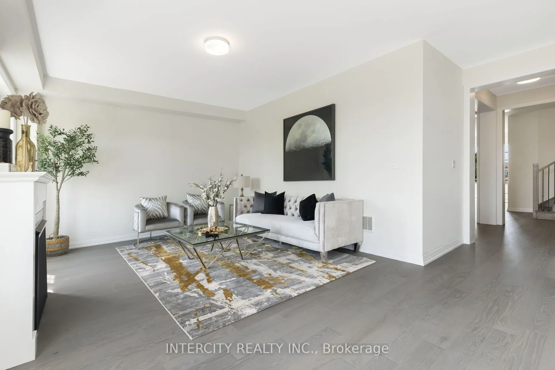 5 Hummingbird Grove