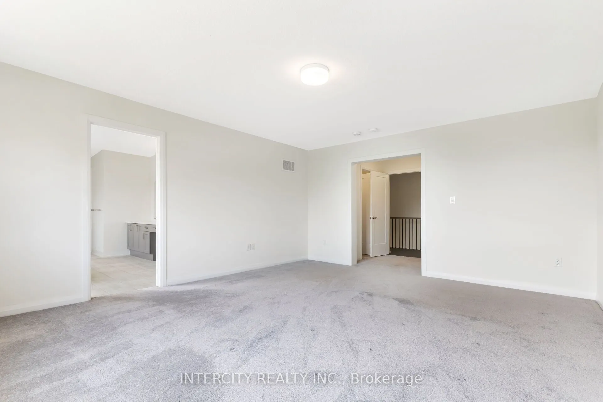 5 Hummingbird Grove