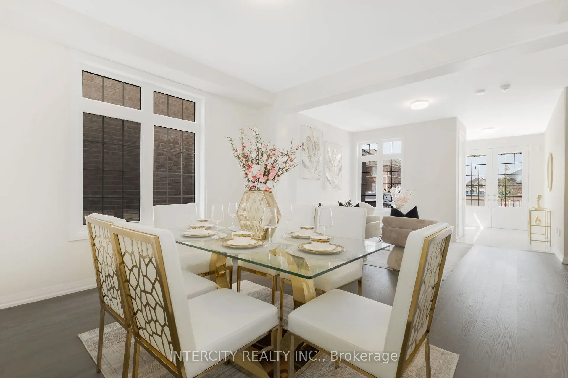 5 Hummingbird Grove