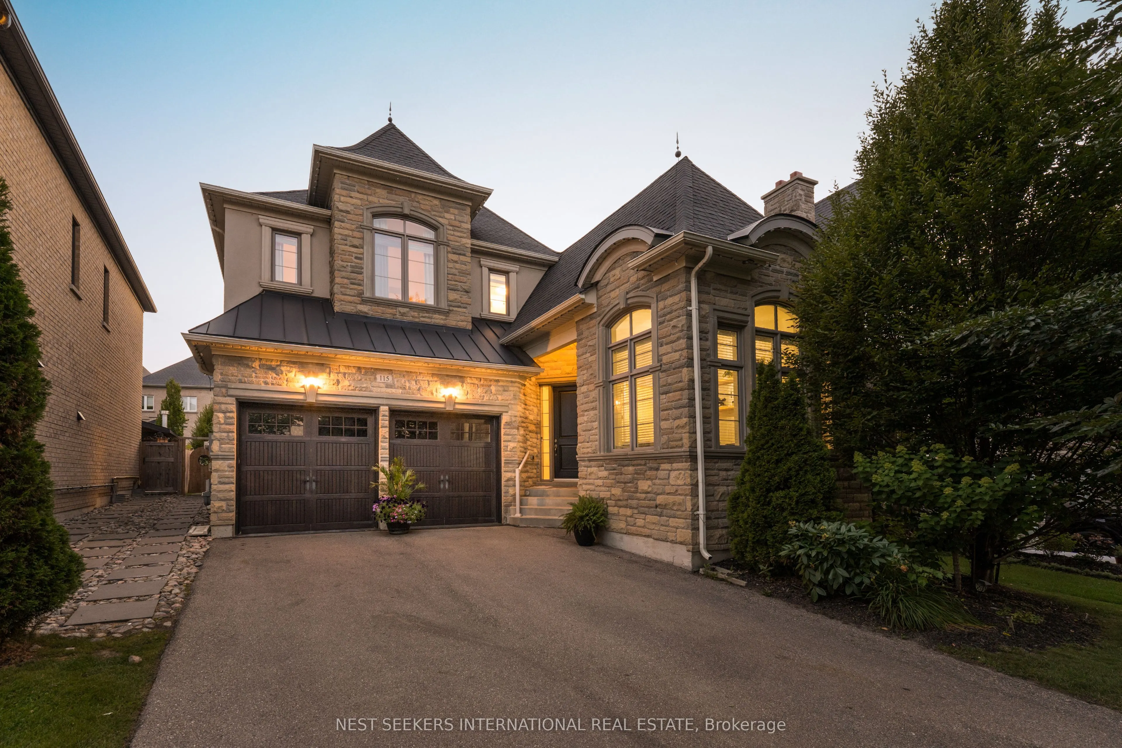 115 Robert Berry Crescent